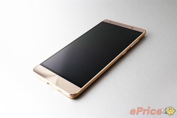 首款骁龙821手机华硕ZenFone 3 Deluxe体验：实在是猛