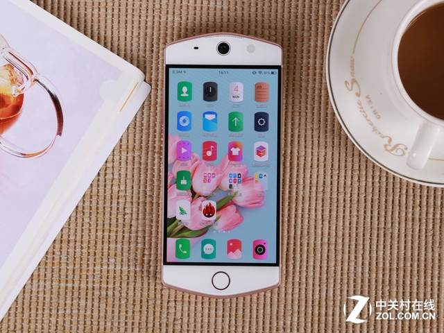 玩转自拍新花样 非典型性自拍手机推荐 