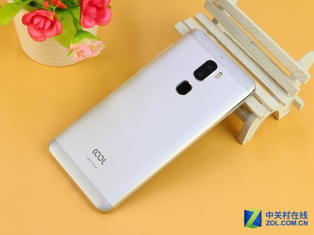 性价比与好体验齐飞 超值手机