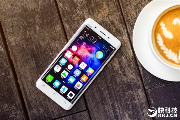 侧目！vivo今年出货量有望7500万部：稳居国内前三