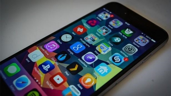 iPhone 8爆料汇总： 屏下指纹、OLED屏最期待