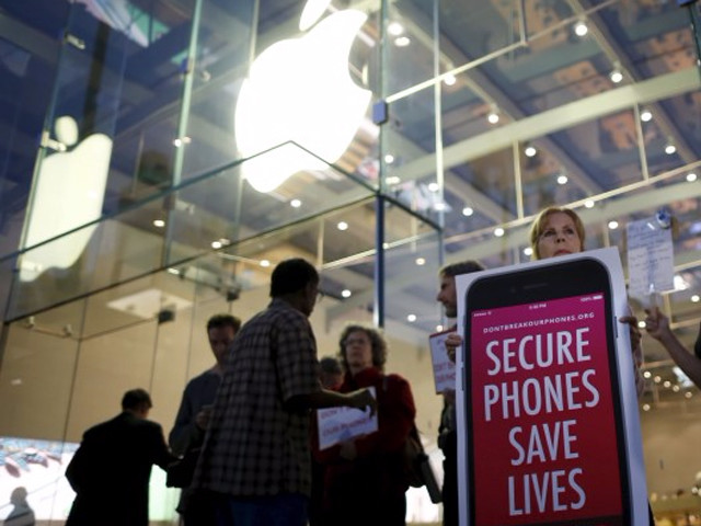 FBI又要破解iPhone 这次苹果会帮忙吗？ 