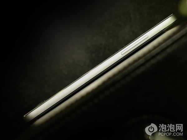 高光塑料新情怀 锤子Smartisan M1/M1L开箱