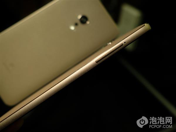 高光塑料新情怀 锤子Smartisan M1/M1L开箱