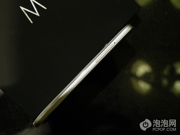 高光塑料新情怀 锤子Smartisan M1/M1L开箱