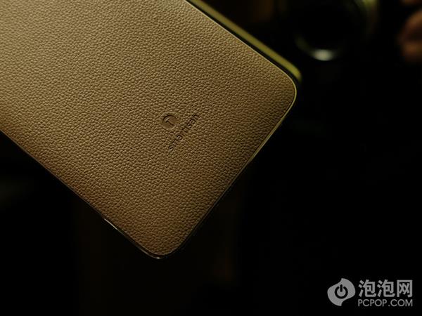 高光塑料新情怀 锤子Smartisan M1/M1L开箱