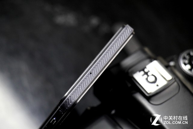 金刚2S评测：三防商务 