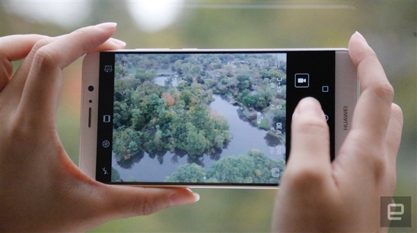 华为Mate 9抢鲜开箱：徕卡双摄/Android 7.0