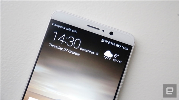 华为Mate 9抢鲜开箱：徕卡双摄/Android 7.0