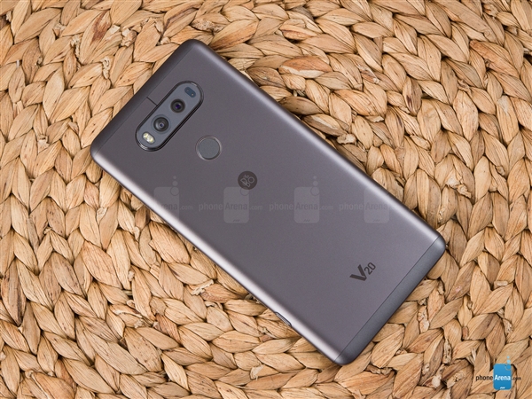 LG V20美国销量超20万部：可拆电池要火？