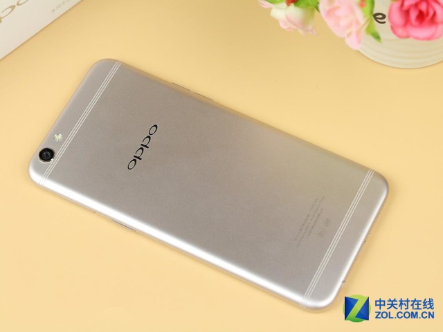 线下销量猛如虎 这手机的外观不得不服 