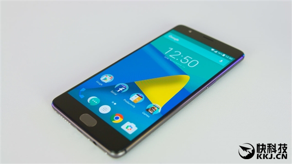 一加3T对比一加3评测体验：骁龙821跑分无敌、自拍飞跃