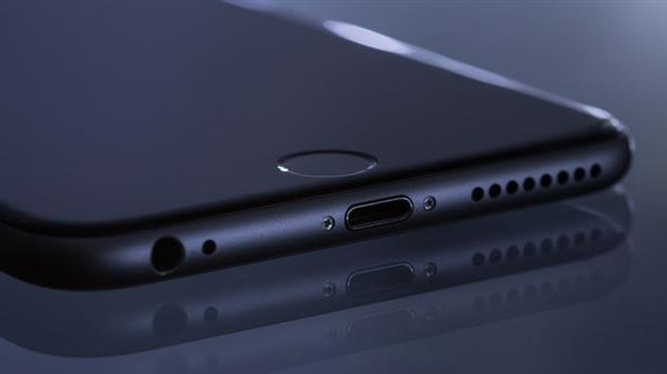 曝iPhone 8取消Home键！操作方式竟然是这样