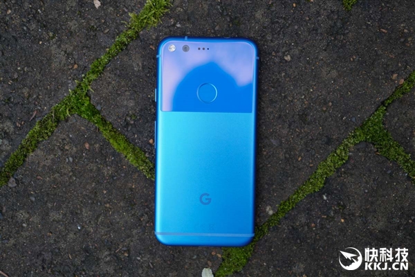 国产ROM笑了！原生安卓7.1加入双击/抬手亮屏功能