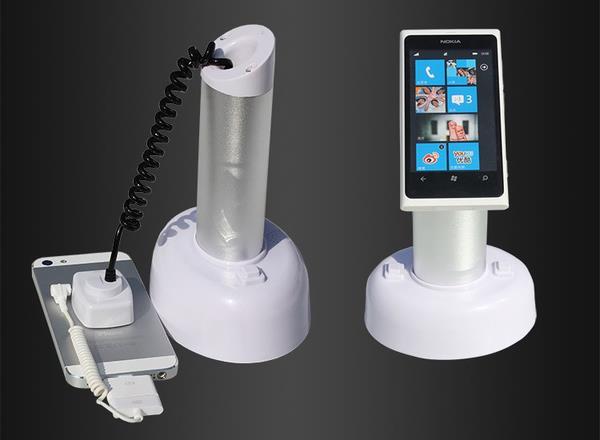 旧手机只能卖掉扔掉？没想到这么有用