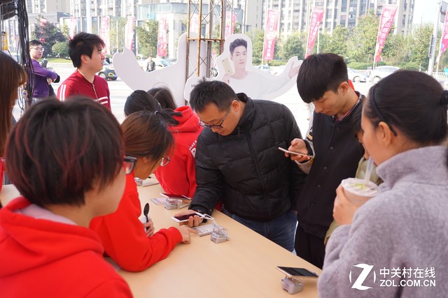 HUAWEI nova大篷车全国巡演余姚站开秀 