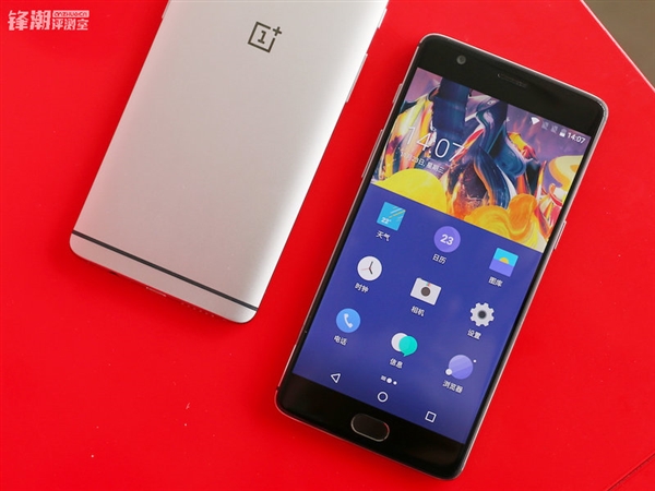 国产最强骁龙821手机？一加3T真机图赏