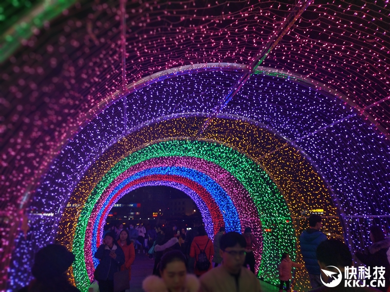 四曲面屏惊艳！vivo Xplay6深度评测：拍照很出彩