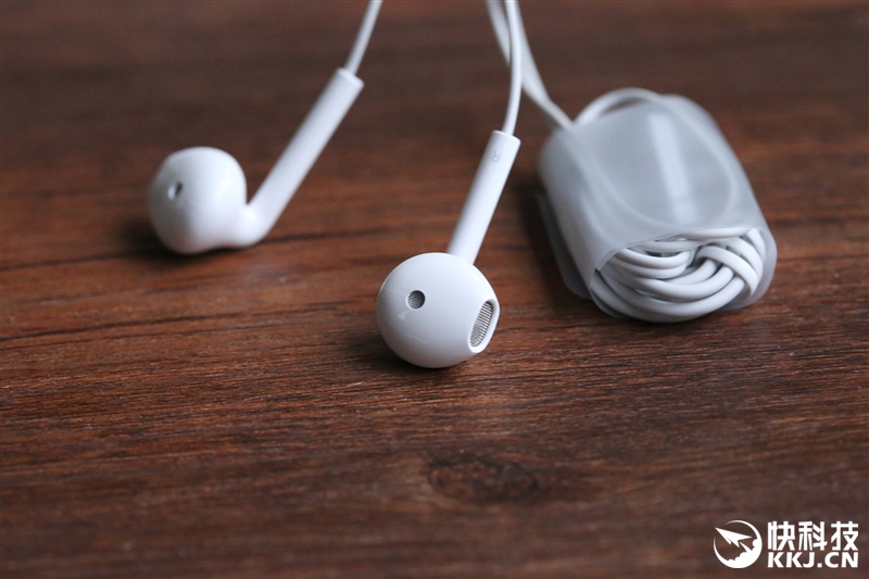 四曲面屏惊艳！vivo Xplay6深度评测：拍照很出彩