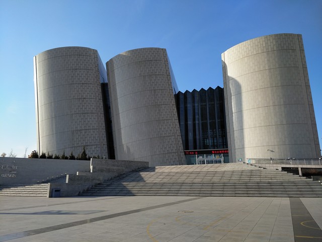 vivo Xplay6评测：转型拍照的首款旗舰 