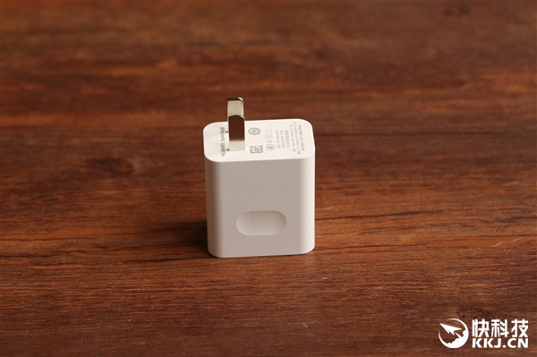 温润如玉！华为Mate 9陶瓷白版开箱图赏：看了就想买