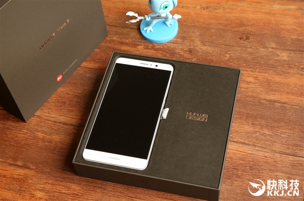 温润如玉！华为Mate 9陶瓷白版开箱图赏：看了就想买