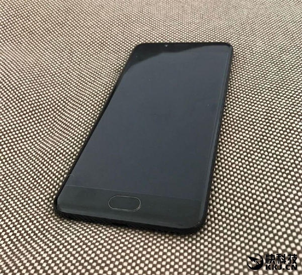 颜值炸裂！魅族四曲面旗舰真机曝光：配置够狠