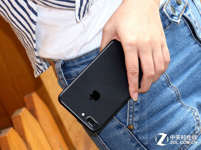 手游玩家选机法则：不仅大屏 还要高配 