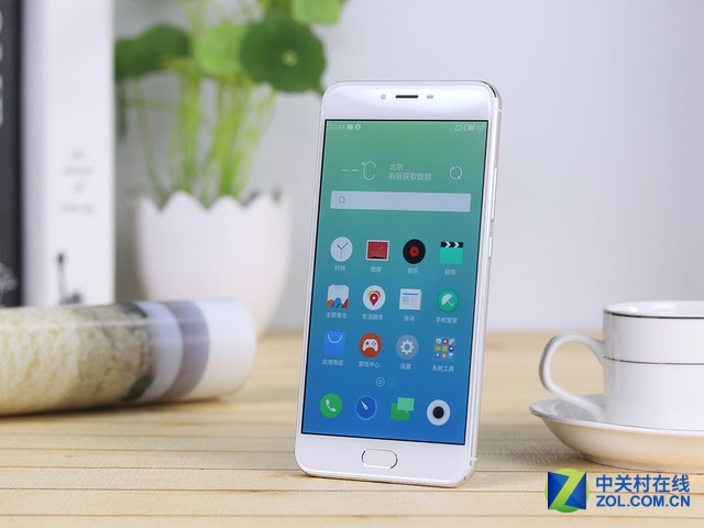 魅蓝X评测:首发Helio P20美得不一般 