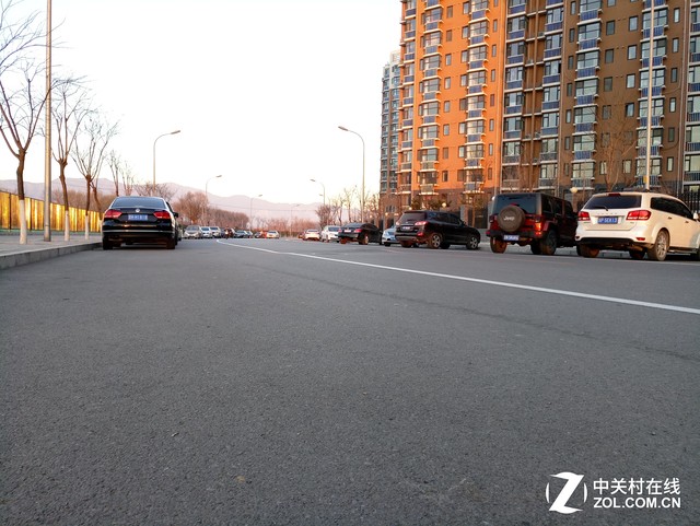 魅蓝X评测:首发Helio P20美得不一般 